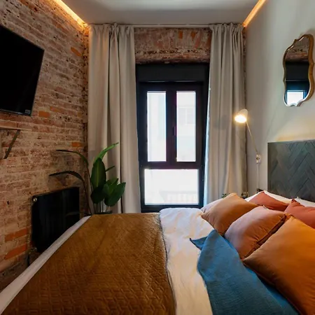 Daire Class Ac By Staynnapartments *