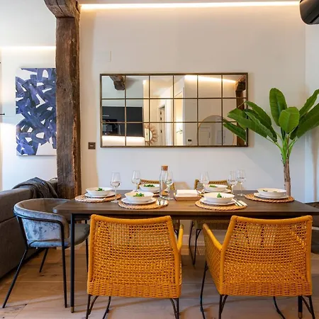 Class Ac By Staynnapartments *